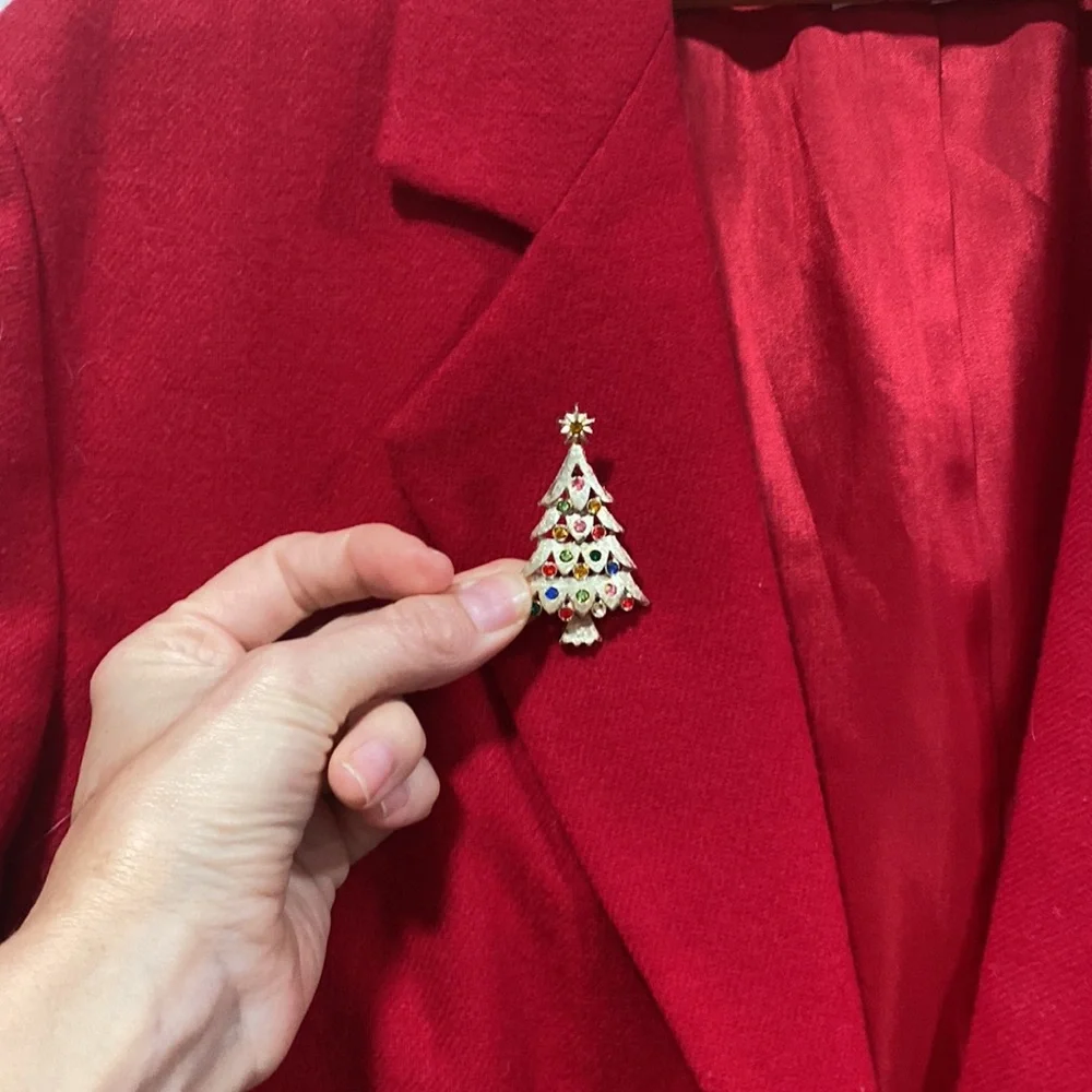 VINTAGE Multi Stone Gold Christmas Tree Pin Brooch - Picture 9 of 9